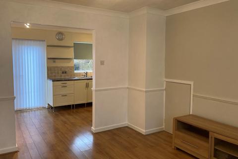 2 bedroom end of terrace house to rent, Glan-y-ffordd, Taffs Well, Cardiff. CF15 7SQ