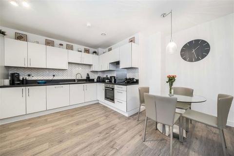 2 bedroom flat for sale, Ottley Drive, London SE3