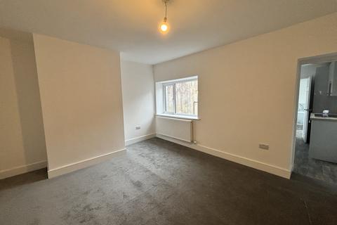 2 bedroom end of terrace house to rent, Lorne Street, Carlisle, CA2