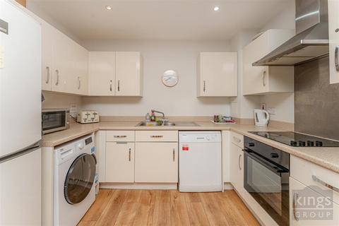 2 bedroom flat for sale, Cannon Road, London