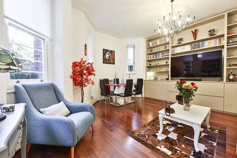 2 bedroom flat for sale, Kensington Mansions, Earls Court, London, SW5