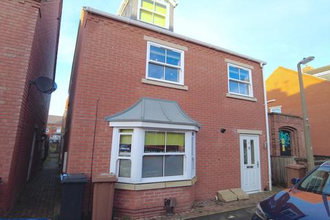 2 bedroom terraced house to rent, Lincoln LN5