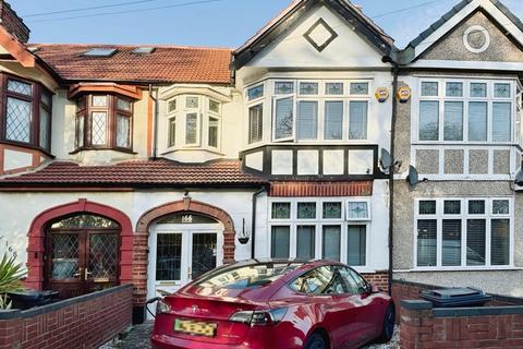 3 bedroom terraced house for sale, Eccleston Crescent, CHADWELL HEATH, RM6