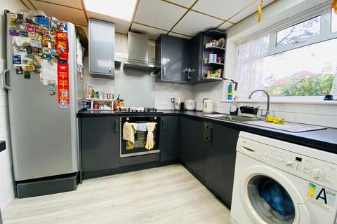undefined, Lancaster Road, London