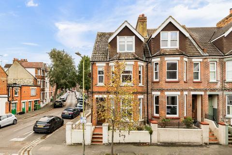 4 bedroom end of terrace house for sale, Bournemouth Road, Folkestone, CT19