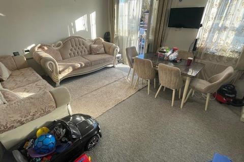 1 bedroom flat to rent, Gareth Drive, Edmonton, London