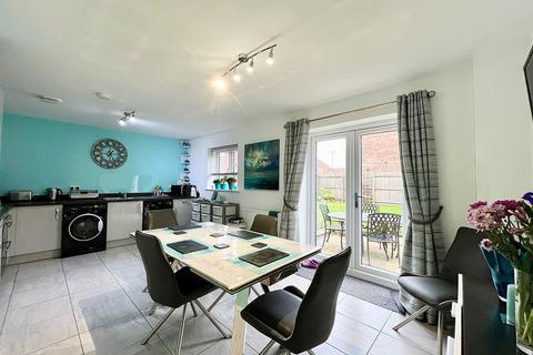 19 Bramblegate Road, Tockwith, York, YO26 7SA