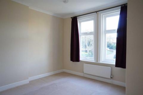 2 bedroom flat to rent, Arnewood Road, Bournemouth