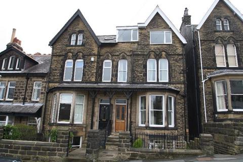 1 bedroom flat to rent, Richmond Place, Ilkley, West Yorkshire, UK, LS29