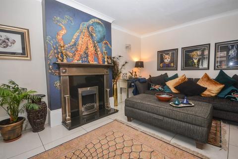 9 Hambledon Close, Boldon Colliery, NE35 9NB
