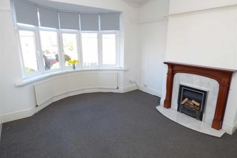 2 bedroom apartment to rent, Closefield Grove, Monkseaton