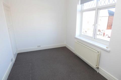 2 bedroom apartment to rent, Closefield Grove, Monkseaton