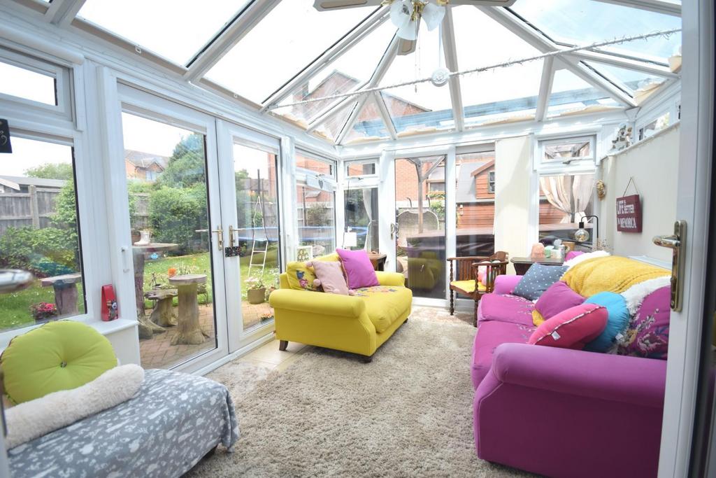 Conservatory   Family Room