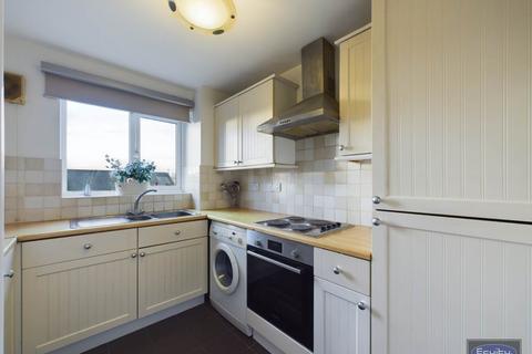 2 bedroom flat to rent, Harlinger Street , Woolwich , London