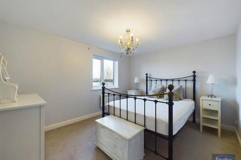 2 bedroom flat to rent, Harlinger Street , Woolwich , London