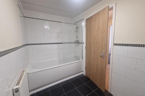 2 bedroom flat to rent, St Georges Court Coulthwaite Way, Brereton, Rugeley, Staffordshire