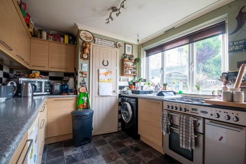 3 bedroom terraced house for sale, Windermere Road, Baildon, Shipley, West Yorkshire, BD17