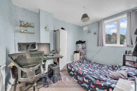77 Framlingham Crescent, London, SE9 4AE