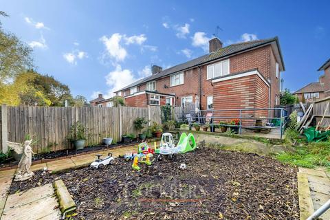 77 Framlingham Crescent, London, SE9 4AE