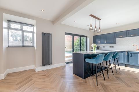 9 Blackbrook Avenue, Hawarden, Deeside, CH5 3HJ