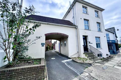 2 bedroom apartment for sale, Stanford Road, Lymington, Hampshire, SO41