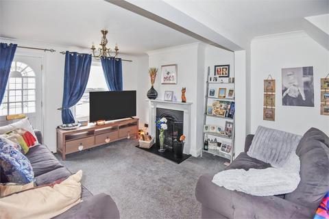 3 bedroom terraced house for sale, Frederick Street, Waddesdon, Buckinghamshire.