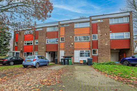 3 bedroom apartment to rent, Westerdale, Hemel Hempstead, HP2