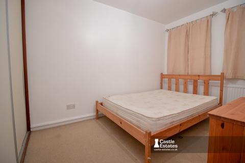 2 bedroom flat to rent, Plowright Court, Mapperley, Nottingham, NG3