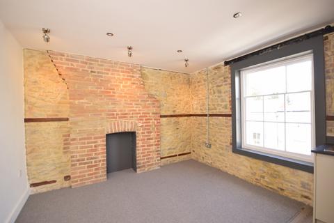 1 bedroom flat to rent, Union Street Ryde PO33