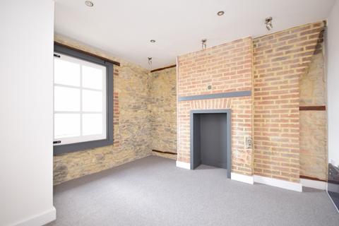 1 bedroom flat to rent, Union Street Ryde PO33