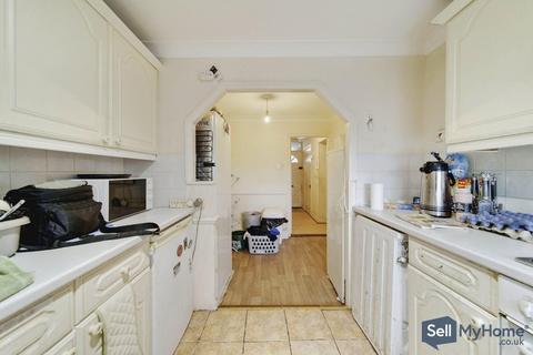 3 bedroom apartment for sale, Shrewsbury Lane, London, SE18