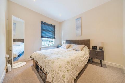 183a Elgar Road, Reading, RG2 0DH