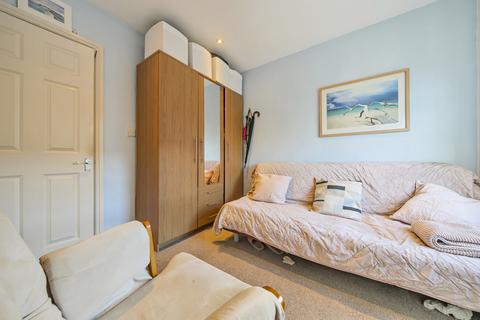 183a Elgar Road, Reading, RG2 0DH