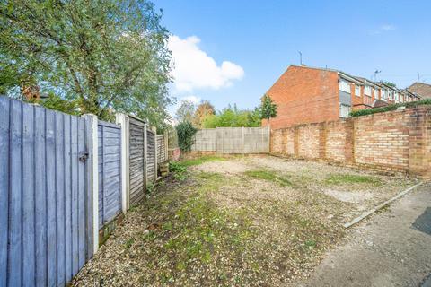 183a Elgar Road, Reading, RG2 0DH