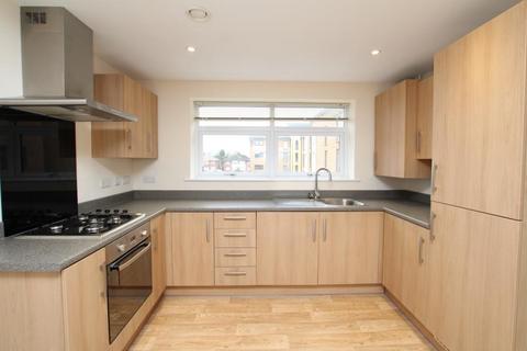 2 bedroom flat to rent, Charlton Boulevard, Bristol BS34