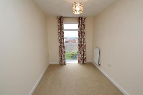 2 bedroom flat to rent, Charlton Boulevard, Bristol BS34