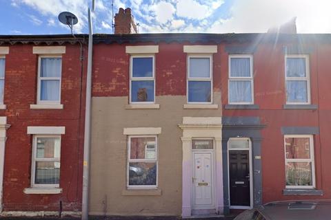 3 bedroom detached house to rent, Bedford Road, Blackpool, FY1