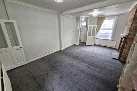 3 bedroom detached house to rent, Bedford Road, Blackpool, FY1