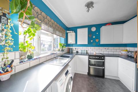 14 Acorn Close, Selsey, Chichester, PO20 9HL