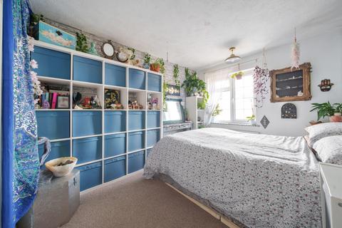 14 Acorn Close, Selsey, Chichester, PO20 9HL