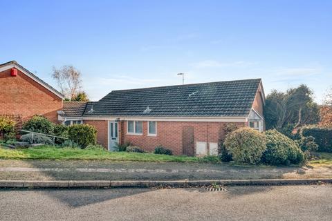 3 bedroom detached bungalow for sale, Radway Close, Church Hill North, Redditch B98 8RZ