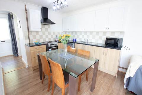 4 bedroom house to rent, Headcorn Drive, Canterbury, Kent