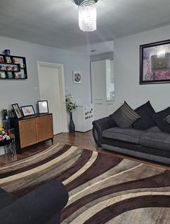 3 bedroom flat to rent, Stratford Road, Hayes, Greater London, UB4