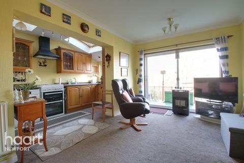 3 bedroom terraced house for sale, Barrack Hill, Newport