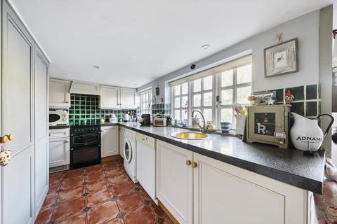 2 bedroom terraced house for sale, Pound Hill, Alresford, Hampshire, SO24