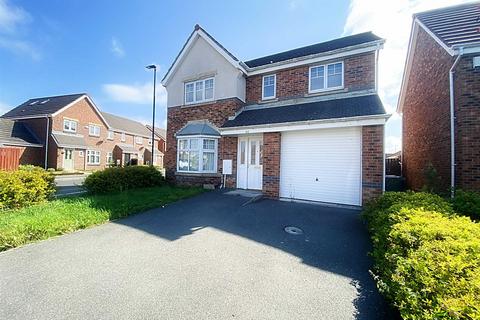 4 bedroom detached house to rent, Segedunum Crescent, St Peters Park