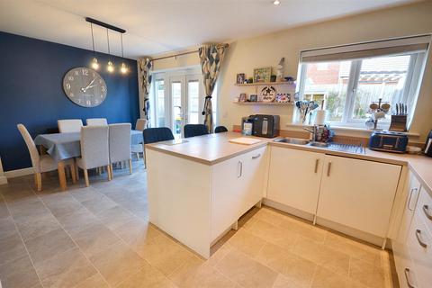 3 bedroom detached house for sale, Bott Lane, Stone