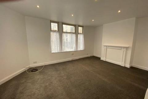 1 bedroom flat to rent, Wood Street, London