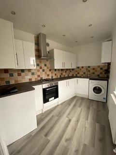 1 bedroom flat to rent, Wood Street, London