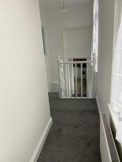 1 bedroom flat to rent, Wood Street, London